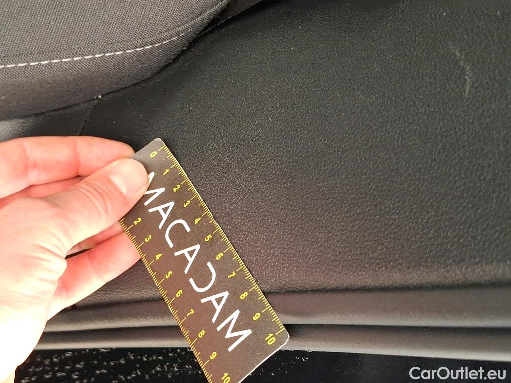  Volkswagen  Golf  VOLKSWAGEN / 2020 / 5P / Berline 2.0 TDI SCR 115 DSG7 LIFE SOCI BUSINESS #5