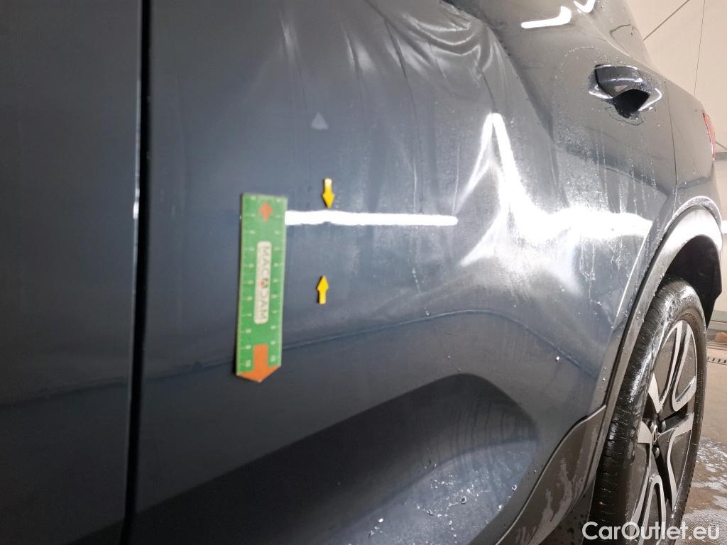  Volvo  XC 40 XC40 Momentum Plug-in Hybrid 2WD 1.5 #1