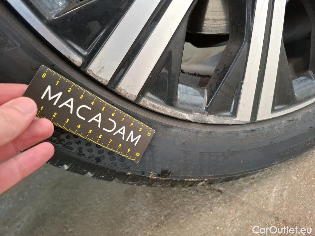  Volvo  XC90 VOLVO  / 2019 / 5P / SUV Recharge T8 AWD GT 8 Inscription #13