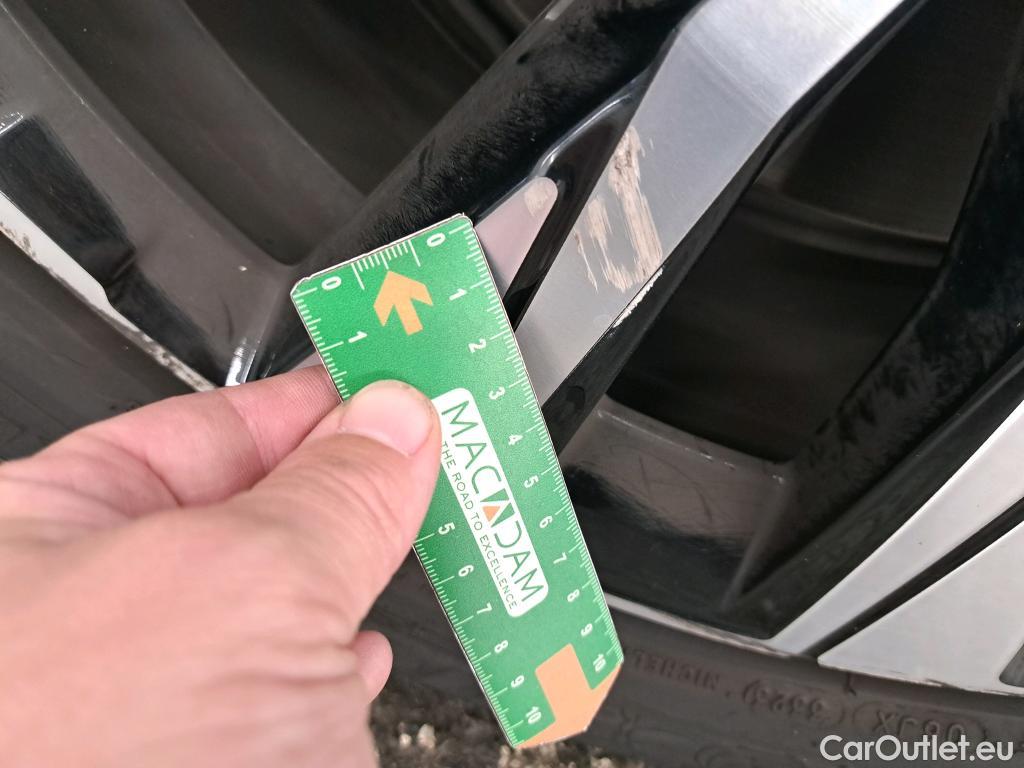  Volvo  XC60  Plus Style Dark 2WD 2.0 B4 195CV BVA8 E6d #20