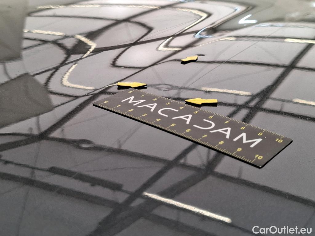  Toyota  Yaris TOYOTA  Hybride / 2019 / 5P / Berline Hybride 116h Dynamic Business Beyond Zer #2