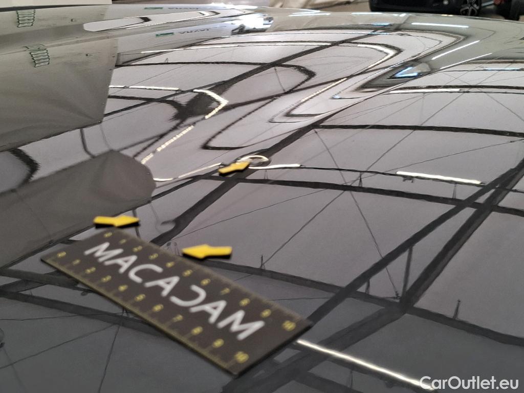  Toyota  Yaris TOYOTA  Hybride / 2019 / 5P / Berline Hybride 116h Dynamic Business Beyond Zer #3