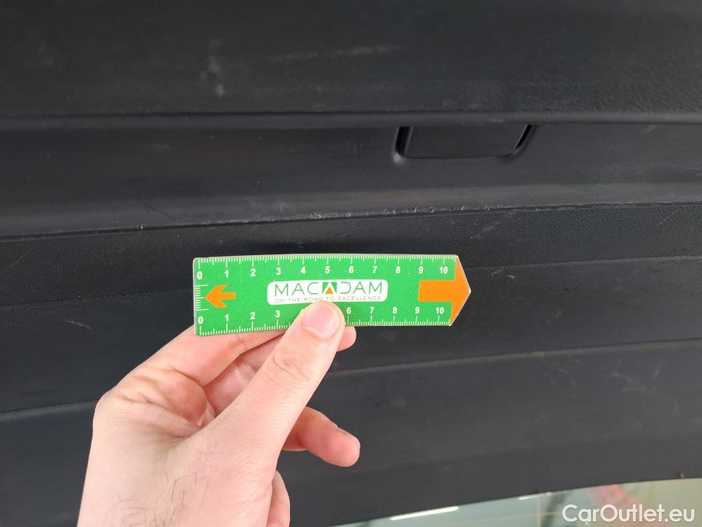  Volvo  XC 40 XC40 Momentum Plug-in Hybrid 2WD 1.5 #18