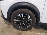  Peugeot  2008 PEUGEOT  / 2019 / 5P / CROSSOVER BLUEHDI 130 EAT8 ALLURE S/S AUT. #72