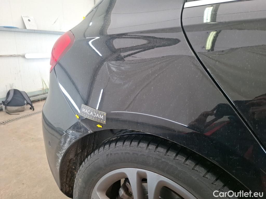  Mercedes  A-Klasse MERCEDES-BENZ Classe A Compact / 2018 / 5P / Berline A 180 Business Line #5