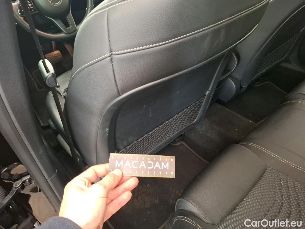  Mercedes  A-Klasse MERCEDES-BENZ Classe A Compact / 2018 / 5P / Berline A 180 Business Line #60