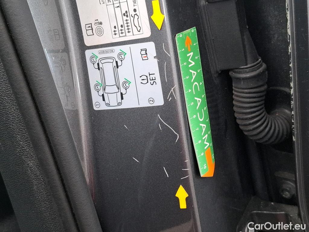  Volkswagen  Tiguan VOLKSWAGEN  5p SUV 2.0 TDI 150 DSG7 Carat #5