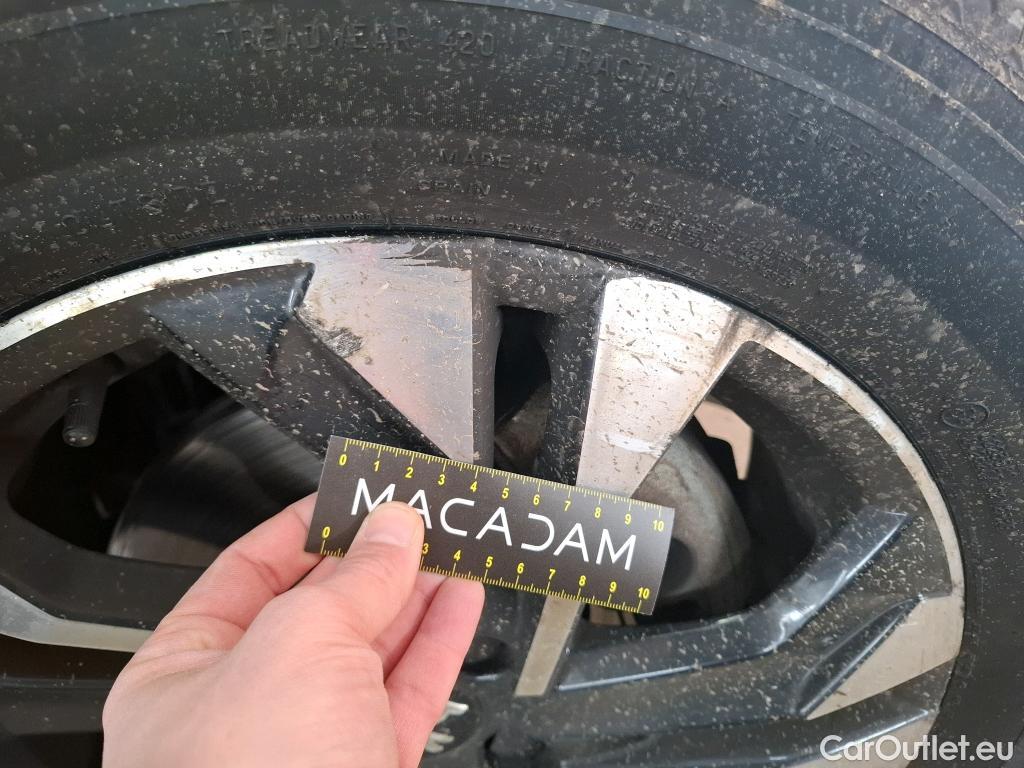  Peugeot  2008  Allure Business 1.5 HDi 130CV BVA8 E6d #29