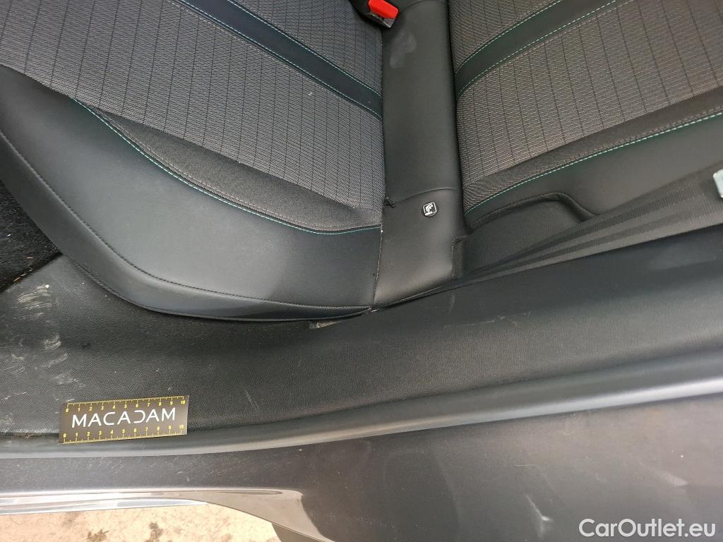  Peugeot  2008  Allure Business 1.5 HDi 130CV BVA8 E6d #42