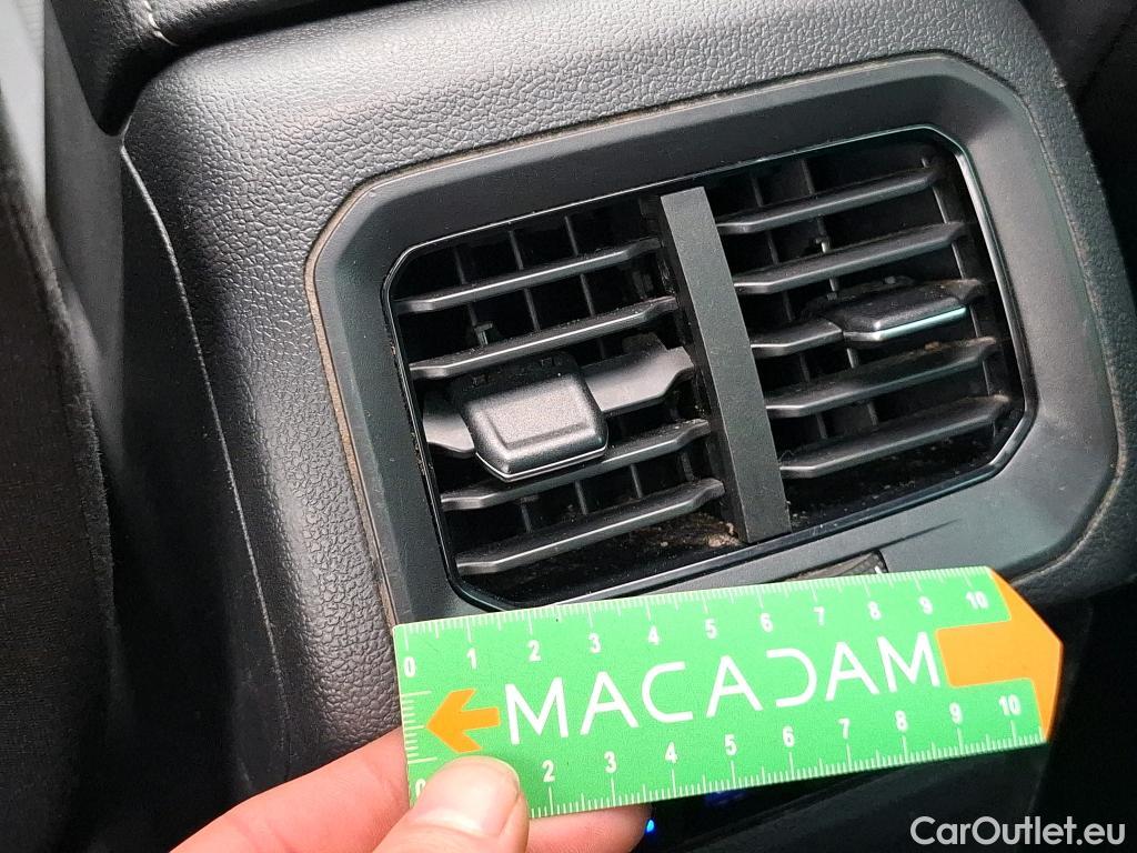  Volkswagen  Tiguan VOLKSWAGEN  5p SUV 2.0 TDI 150 DSG7 Carat #2