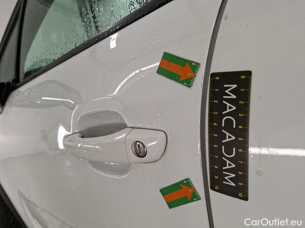  Citroen  C3 CITROEN  5p Berline PureTech 82 BVM Feel Business #3