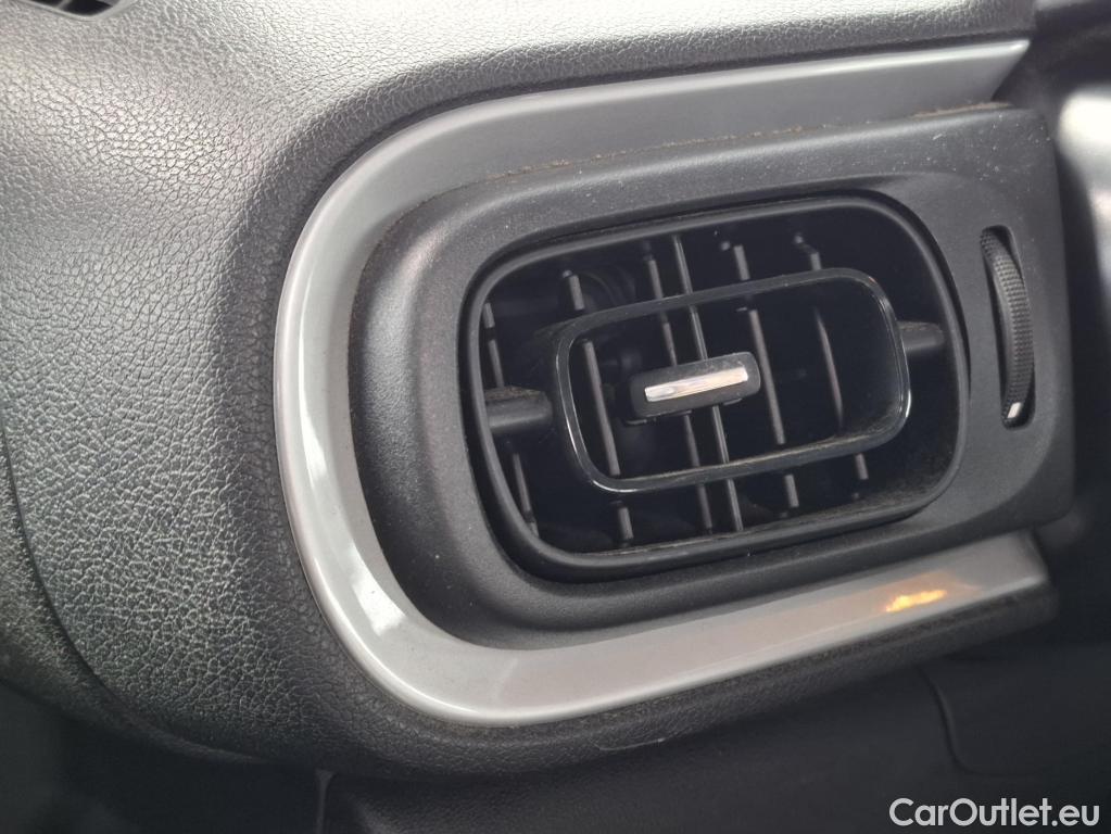  Citroen  C3  Société Feel 1.5 BlueHDI 100CV BVM5 E6dT #35