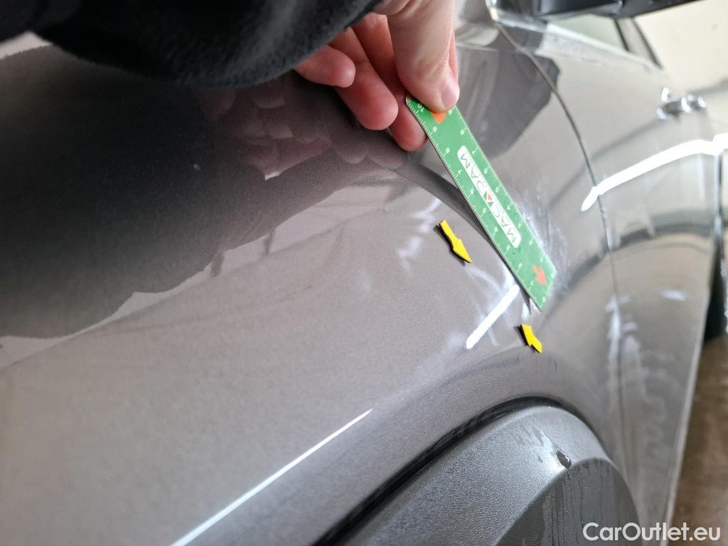  Mercedes  GLB MERCEDES-BENZ  / 2019 / 5P / SUV  200 AMG Line #30