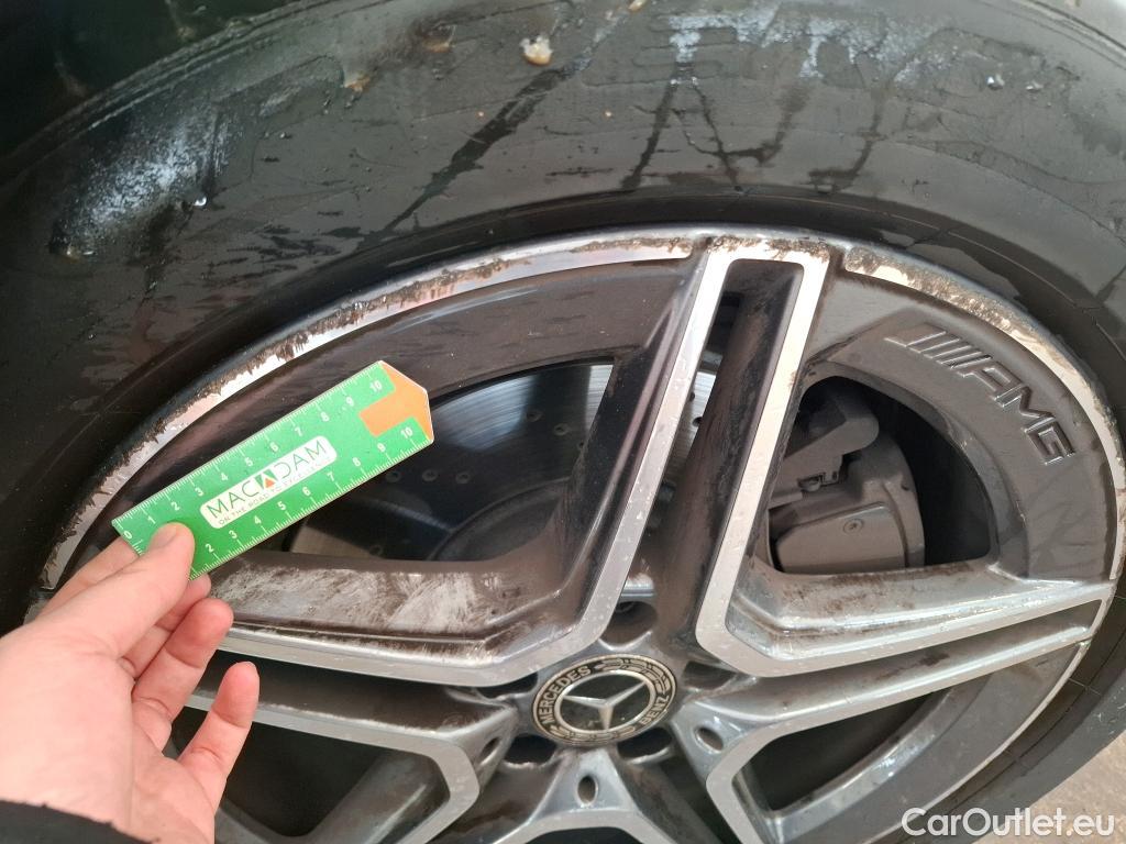  Mercedes  GLB MERCEDES-BENZ  / 2019 / 5P / SUV  200 AMG Line #17