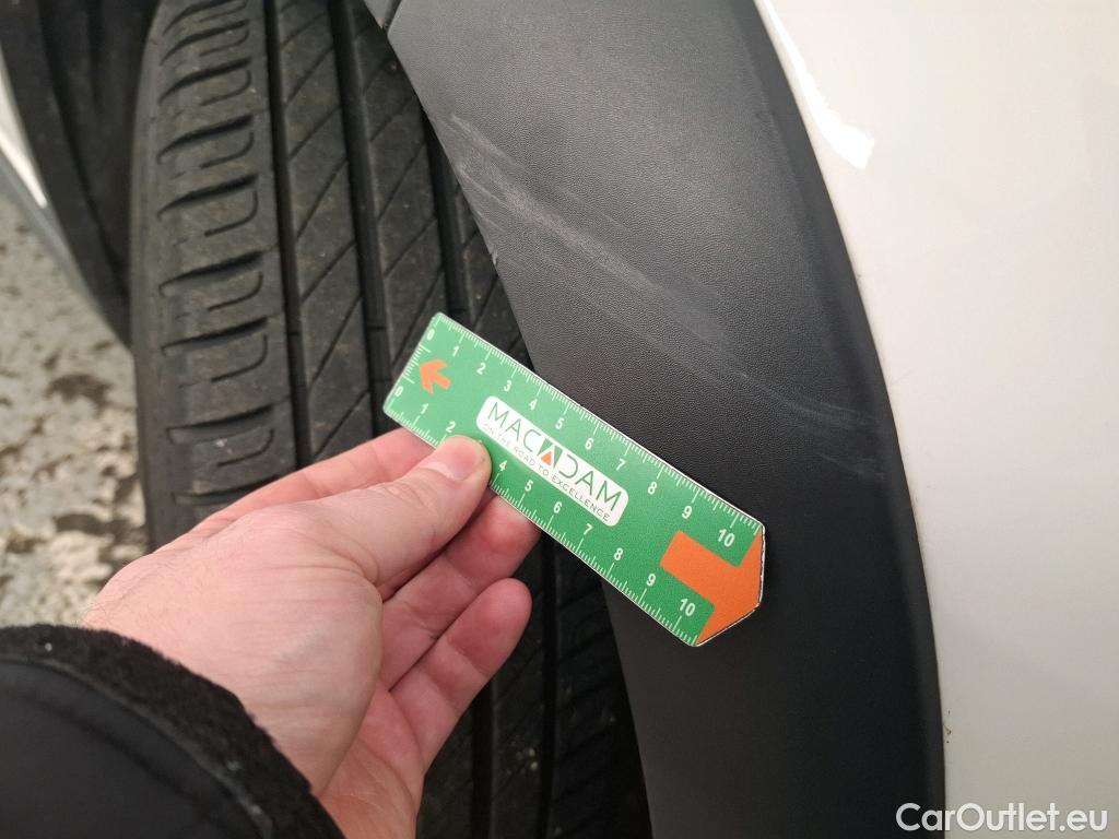  Citroen  C3  Société Feel 1.5 BlueHDI 100CV BVM5 E6dT #37