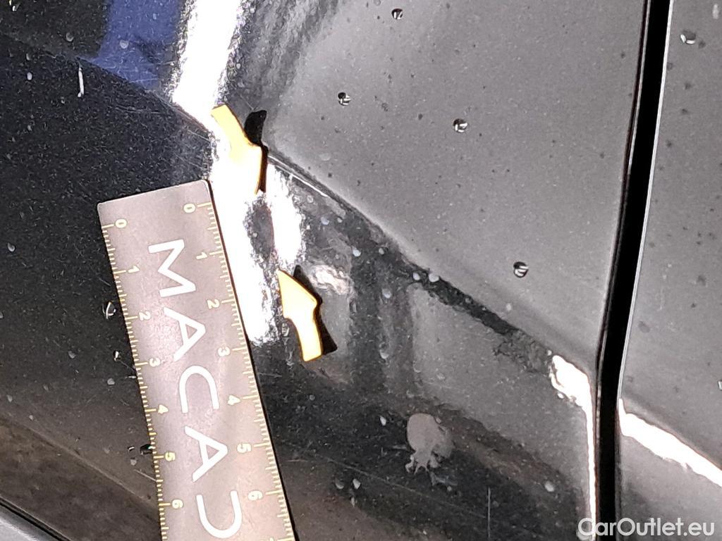  Citroen  C4 CITROEN  X / 2022 / 4P / Berline PureTech 130 S&S EAT8 Shine #3