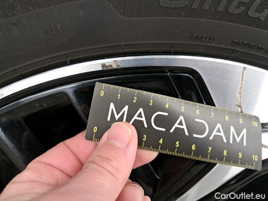  Citroen  C4 CITROEN  X / 2022 / 4P / Berline PureTech 130 S&S EAT8 Shine #11