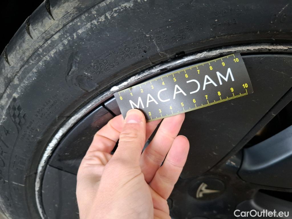  Tesla  Model 3 TESLA  / 2018 / 4P / Berline Autonomie Standard Plus RWD #18