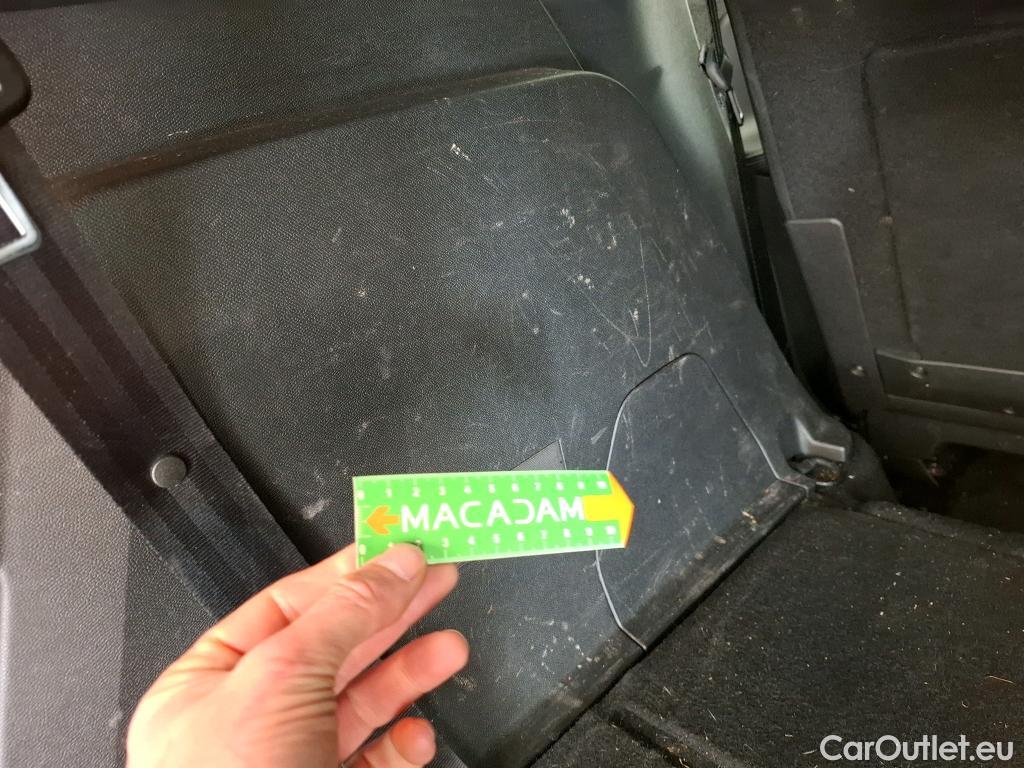  Peugeot  5008  GT Line 1.2 PureTech 130CV BVA8 E6d #16