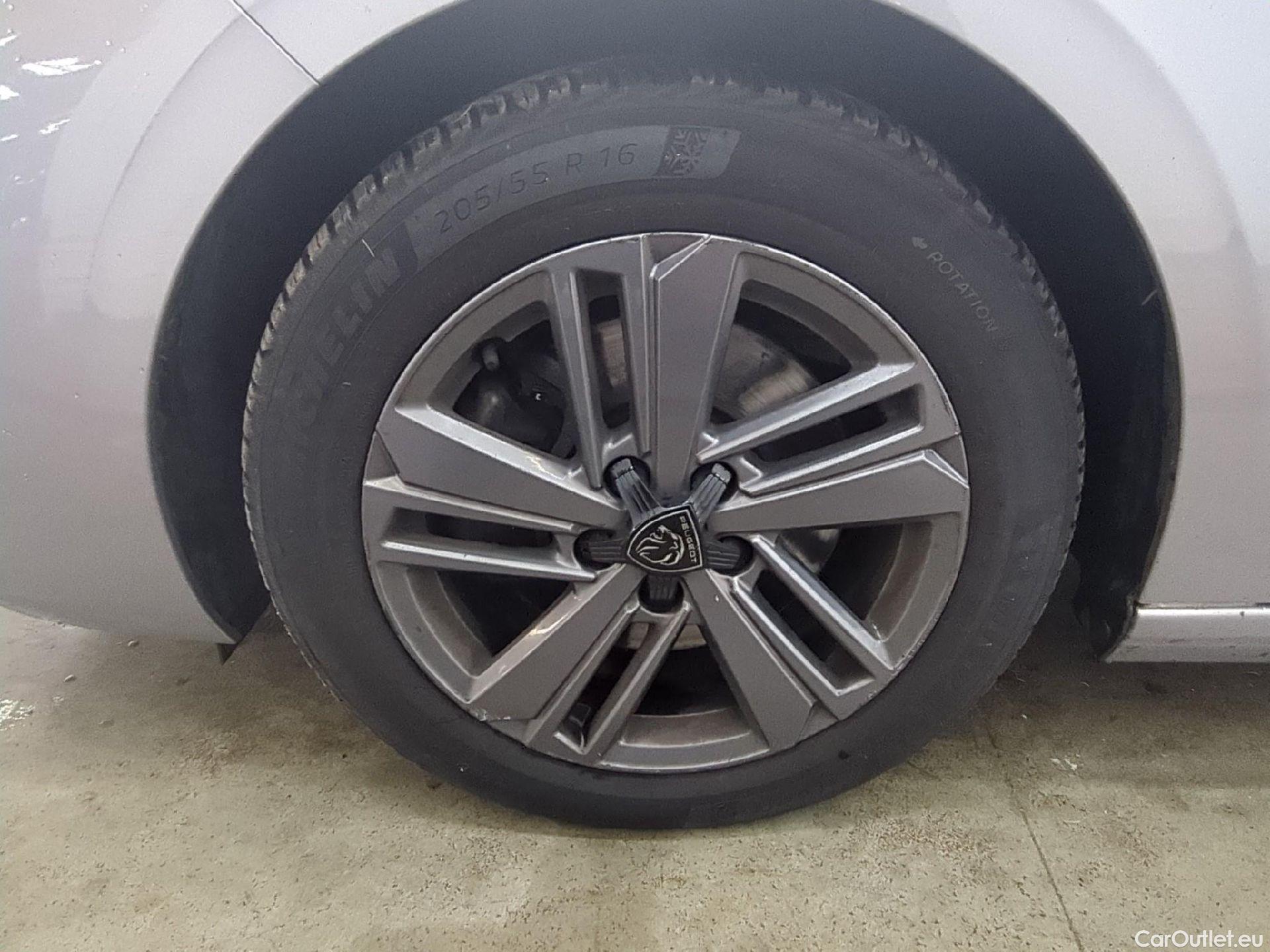  Peugeot  308 PEUGEOT  SW / 2021 / 5P / Break BlueHDi 130 ACTIVE PACK #16