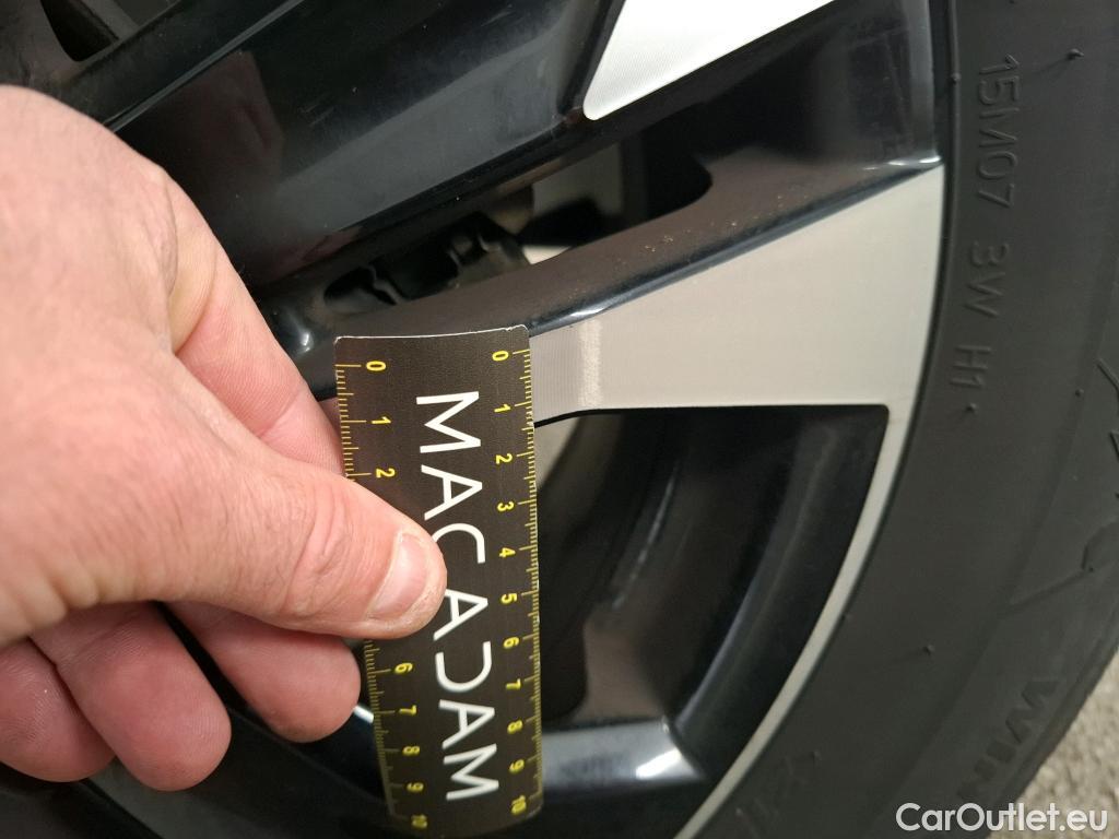  Peugeot  2008  Allure Business 1.2 PureTech 130CV BVA8 E6d #22