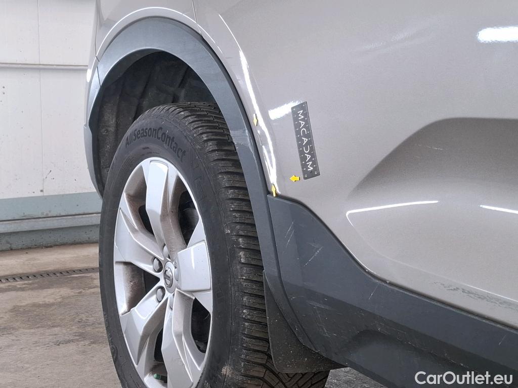  Volvo  XC 40 XC40 Momentum 2WD 1.5 130CV BVA8 E6d #6