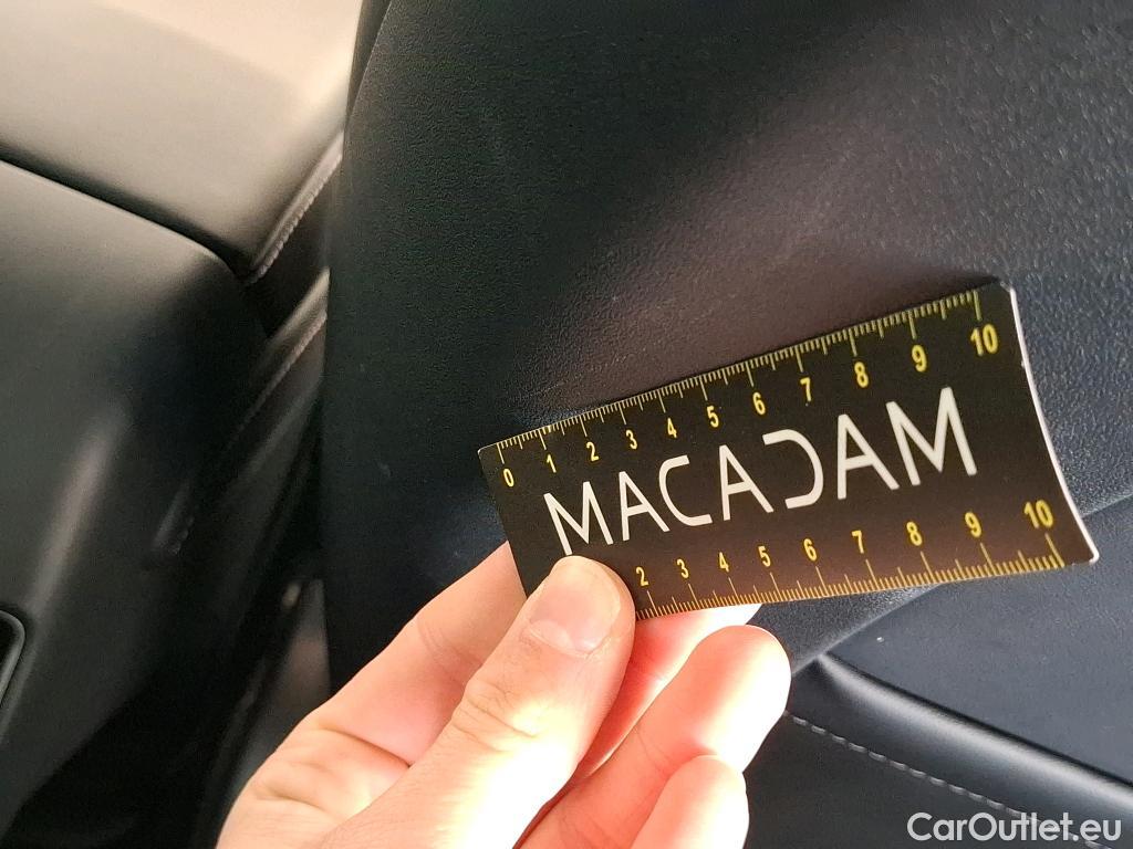  Tesla  Model 3 TESLA  / 2018 / 4P / Berline Autonomie Standard Plus RWD #23