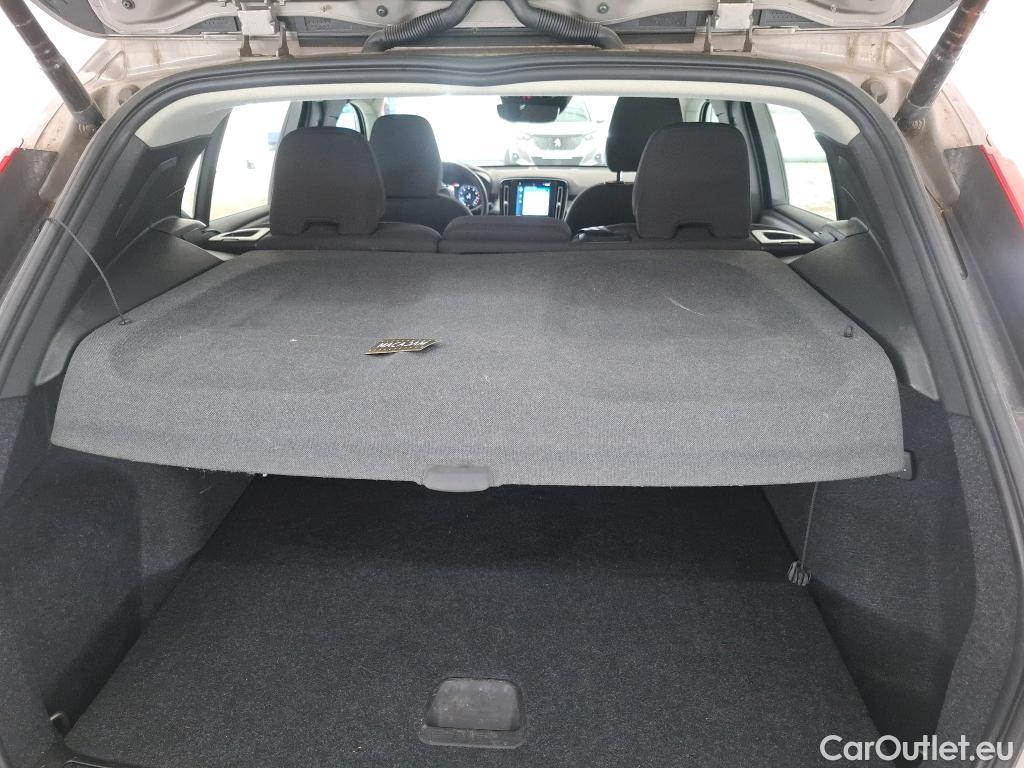  Volvo  XC 40 XC40 Momentum 2WD 1.5 130CV BVA8 E6d #57