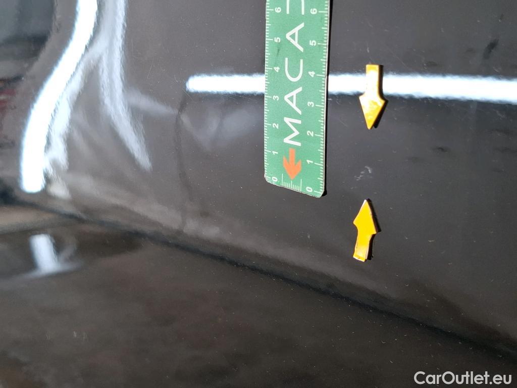  Peugeot  3008 PEUGEOT  / 2020 / 5P / SUV 1.6 HYBRID 225 E-EAT8 Allure Pack #19