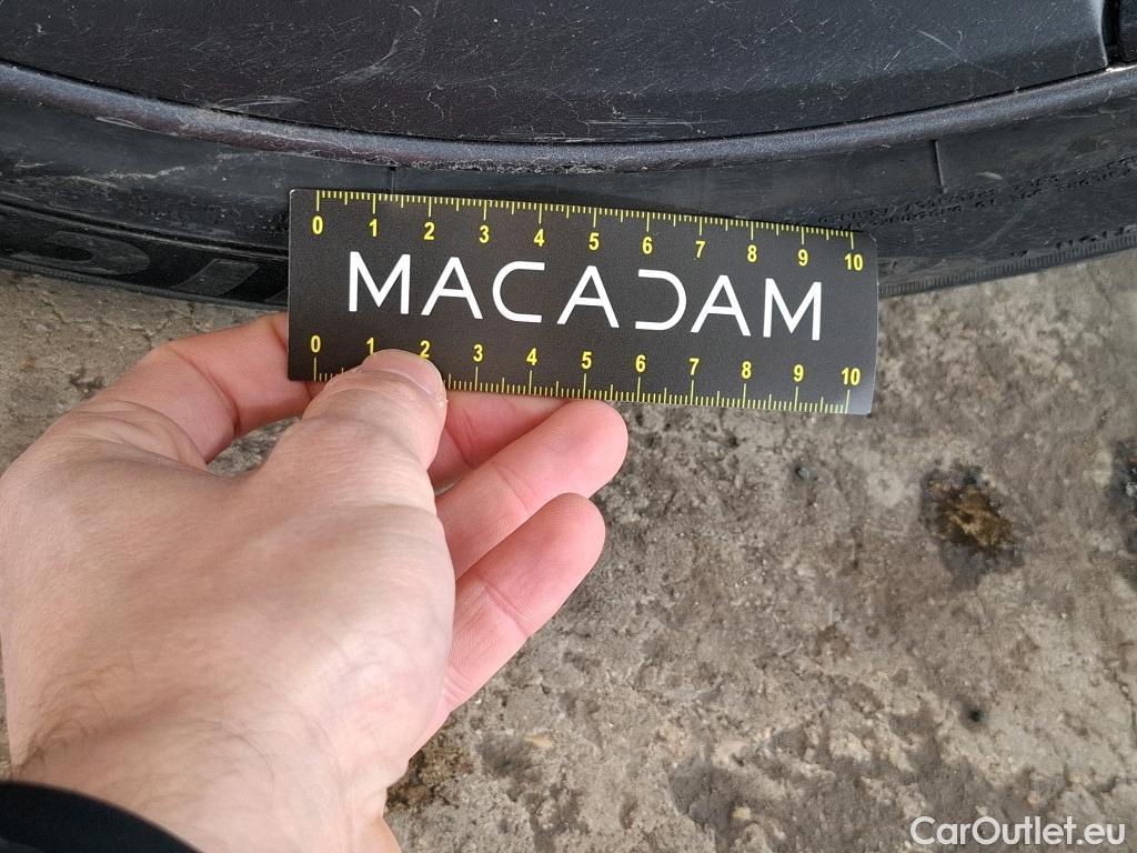  Tesla  Model 3 TESLA  / 2018 / 4P / Berline Autonomie Standard Plus RWD #37