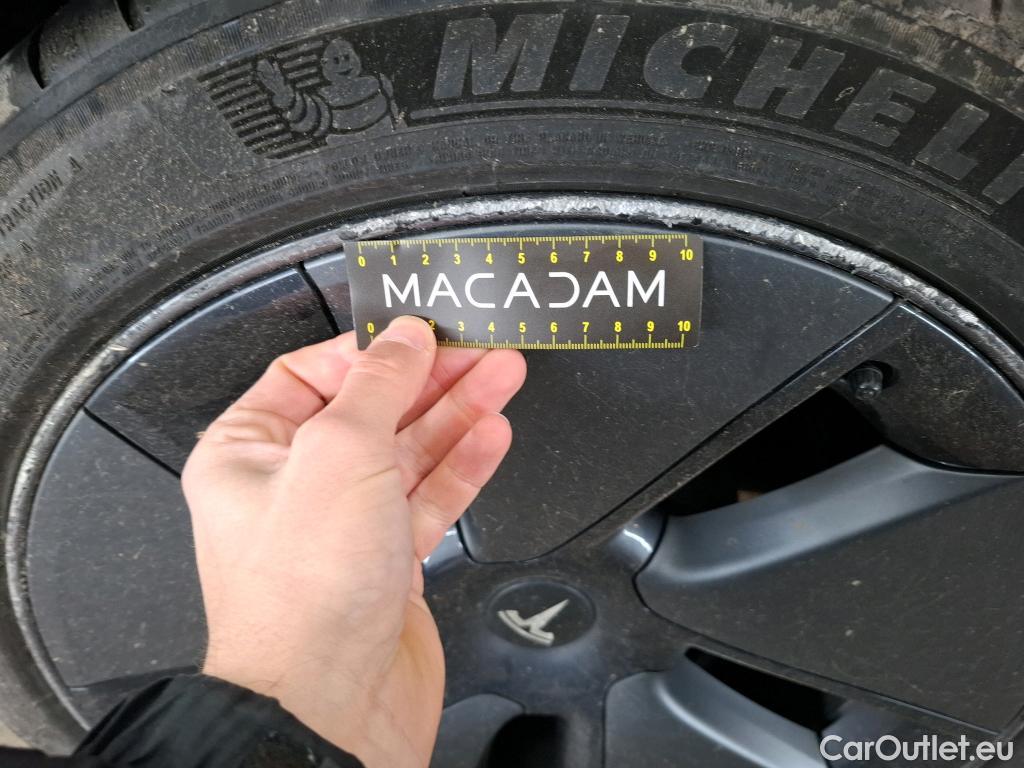  Tesla  Model 3 TESLA  / 2018 / 4P / Berline Autonomie Standard Plus RWD #13