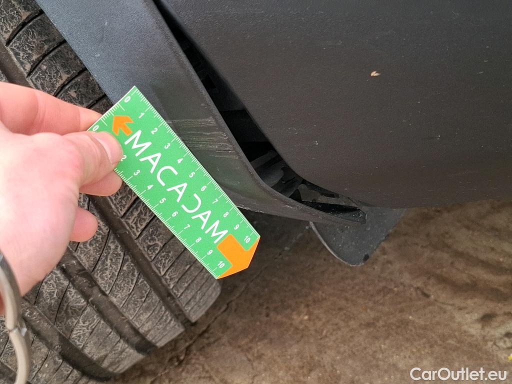  Peugeot  5008  GT Line 1.2 PureTech 130CV BVA8 E6d #33