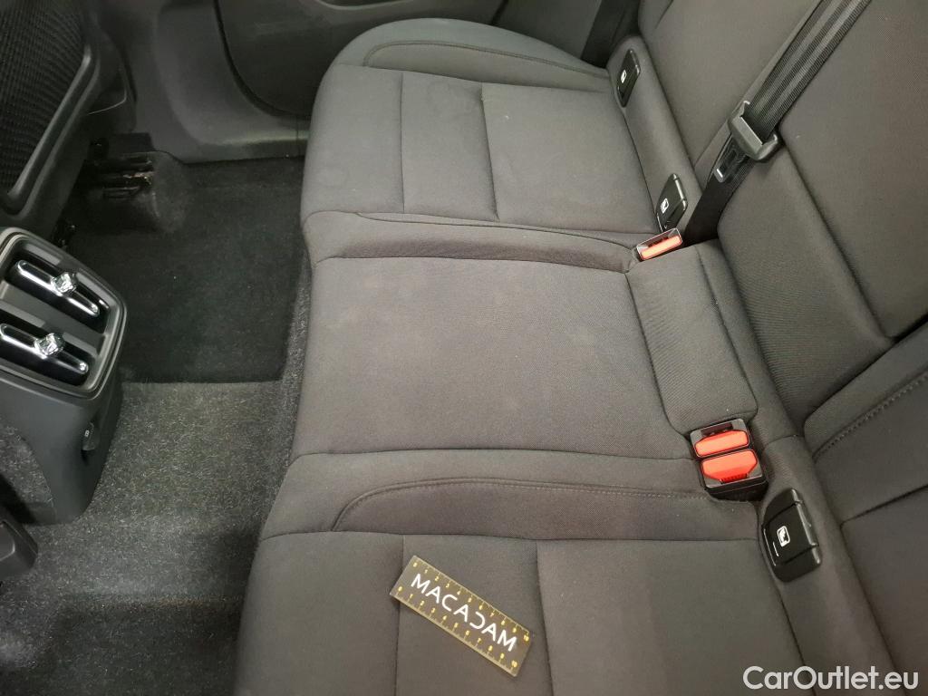  Volvo  XC 40 XC40 Momentum 2WD 1.5 130CV BVA8 E6d #50