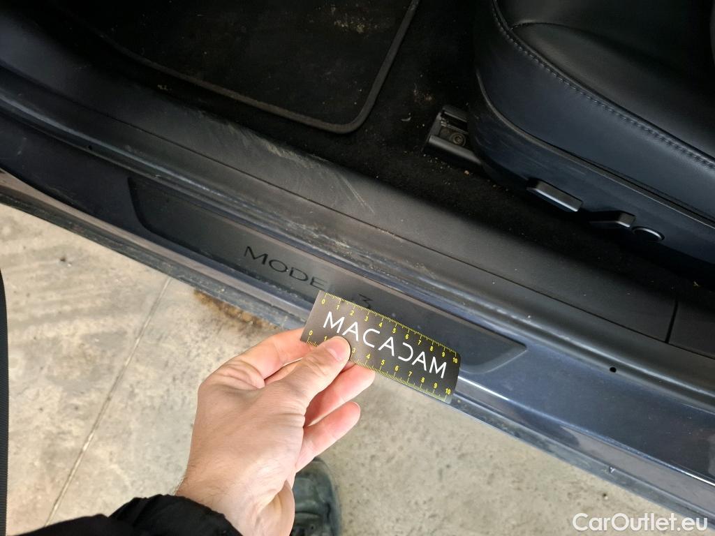  Tesla  Model 3 TESLA  / 2018 / 4P / Berline Autonomie Standard Plus RWD #20