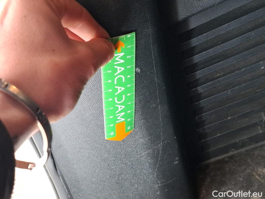  Peugeot  5008  GT Line 1.2 PureTech 130CV BVA8 E6d #19