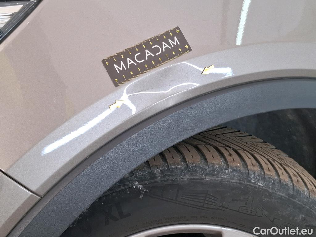  Volvo  XC 40 XC40 Momentum 2WD 1.5 130CV BVA8 E6d #3