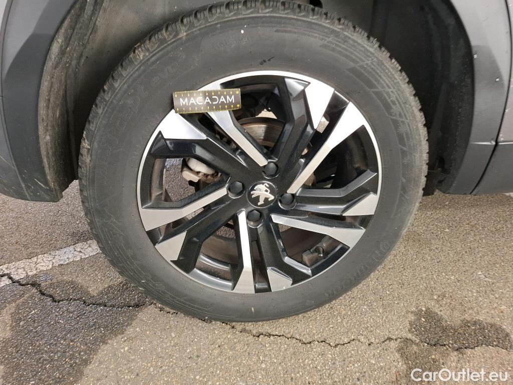  Peugeot  2008  Allure Business 1.2 PureTech 130CV BVA8 E6d #16