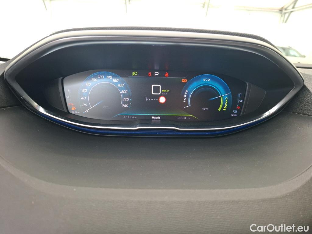  Peugeot  3008 PEUGEOT  / 2020 / 5P / SUV 1.6 HYBRID 225 E-EAT8 Allure Pack #28