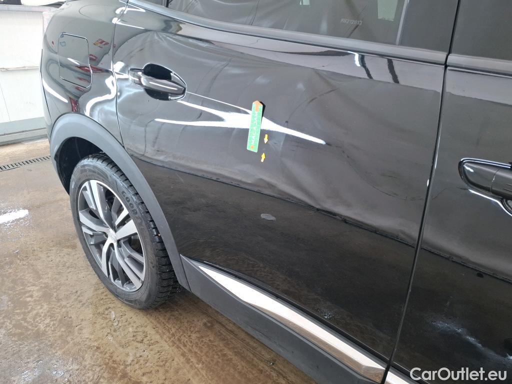  Peugeot  3008 PEUGEOT  / 2020 / 5P / SUV 1.6 HYBRID 225 E-EAT8 Allure Pack #17