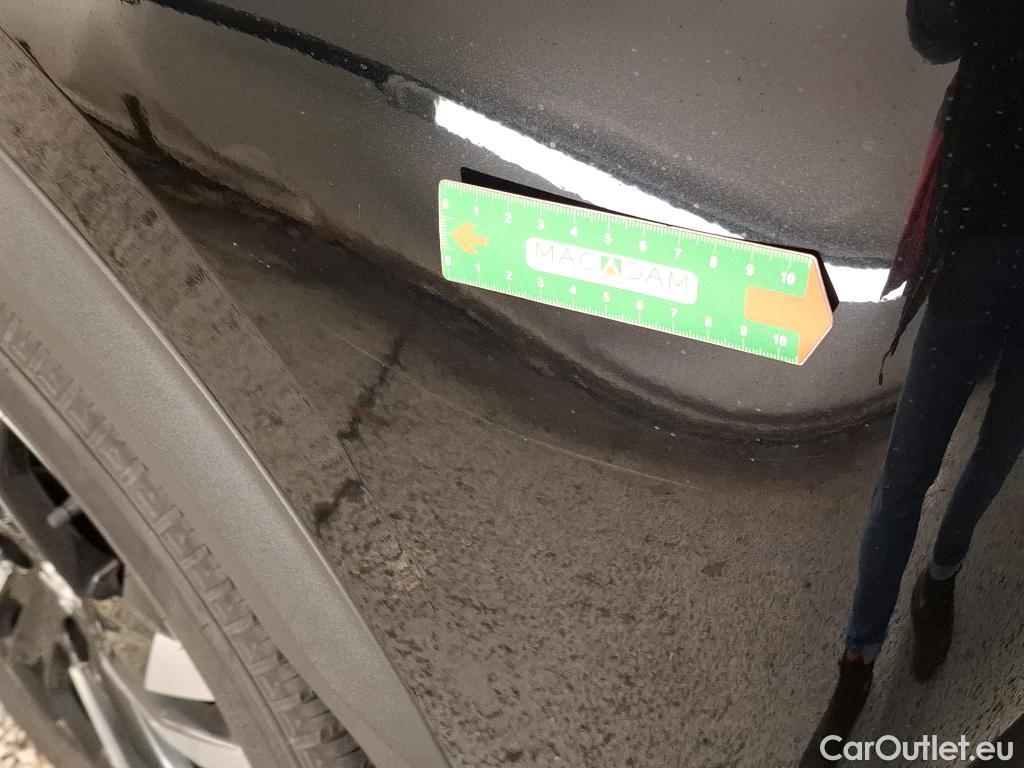  Peugeot  2008  Allure Pack 1.2 PureTech 100CV BVM6 E6d #21