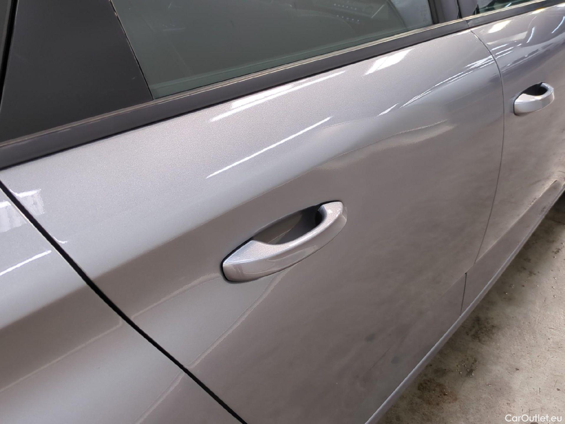  Peugeot  308 PEUGEOT  SW / 2021 / 5P / Break BlueHDi 130 ACTIVE PACK #40