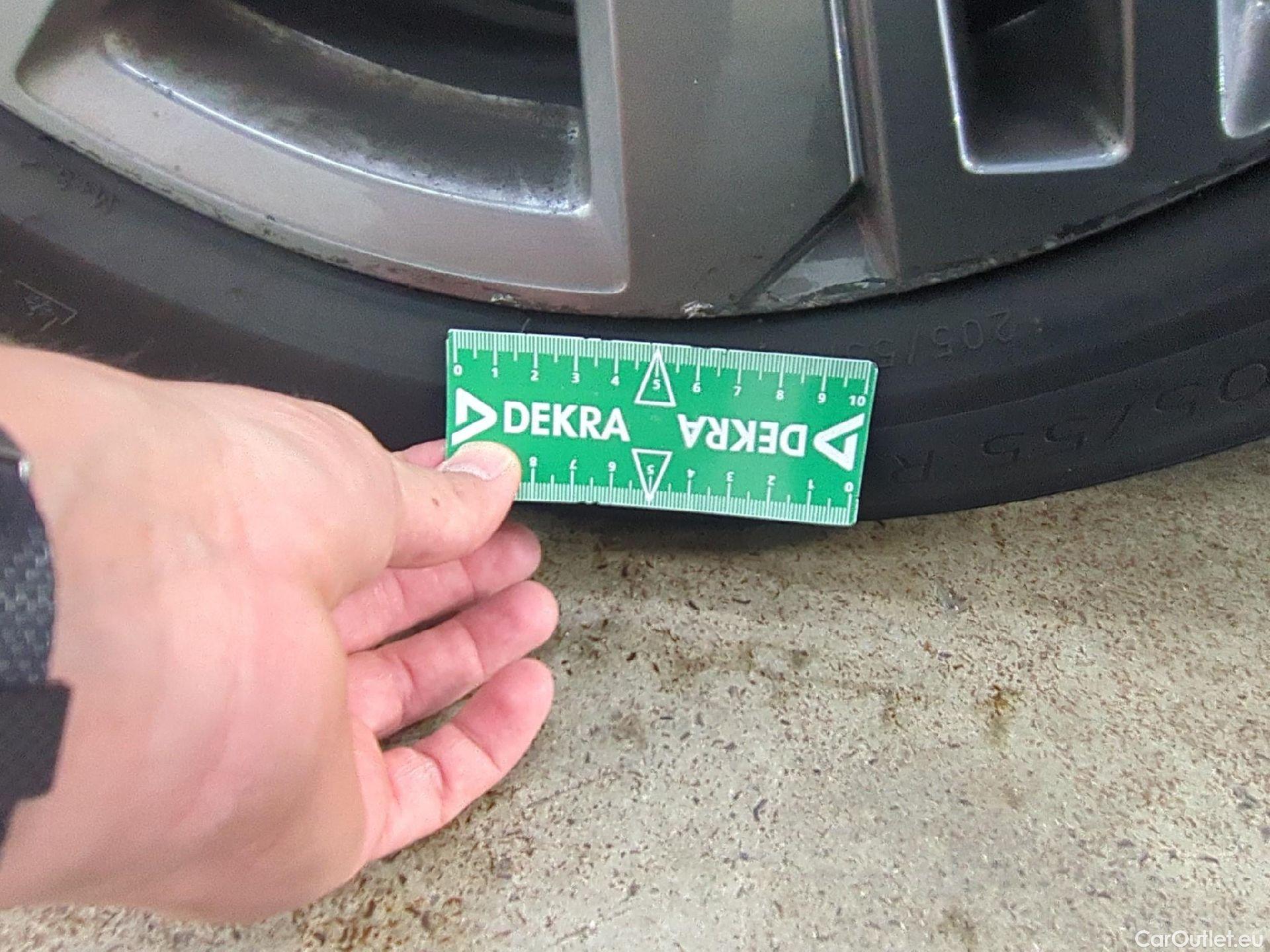  Peugeot  308 PEUGEOT  SW / 2021 / 5P / Break BlueHDi 130 ACTIVE PACK #11