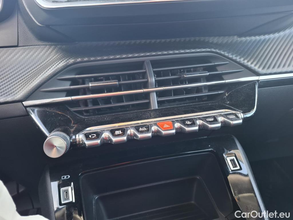  Peugeot  2008  Active Business 1.5 HDi 110CV BVM6 E6d #40