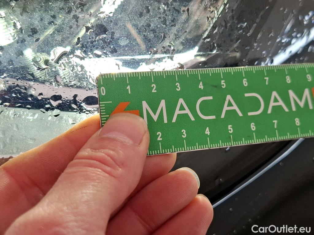  Peugeot  3008 PEUGEOT  / 2020 / 5P / SUV 1.6 HYBRID 225 E-EAT8 Allure Pack #26