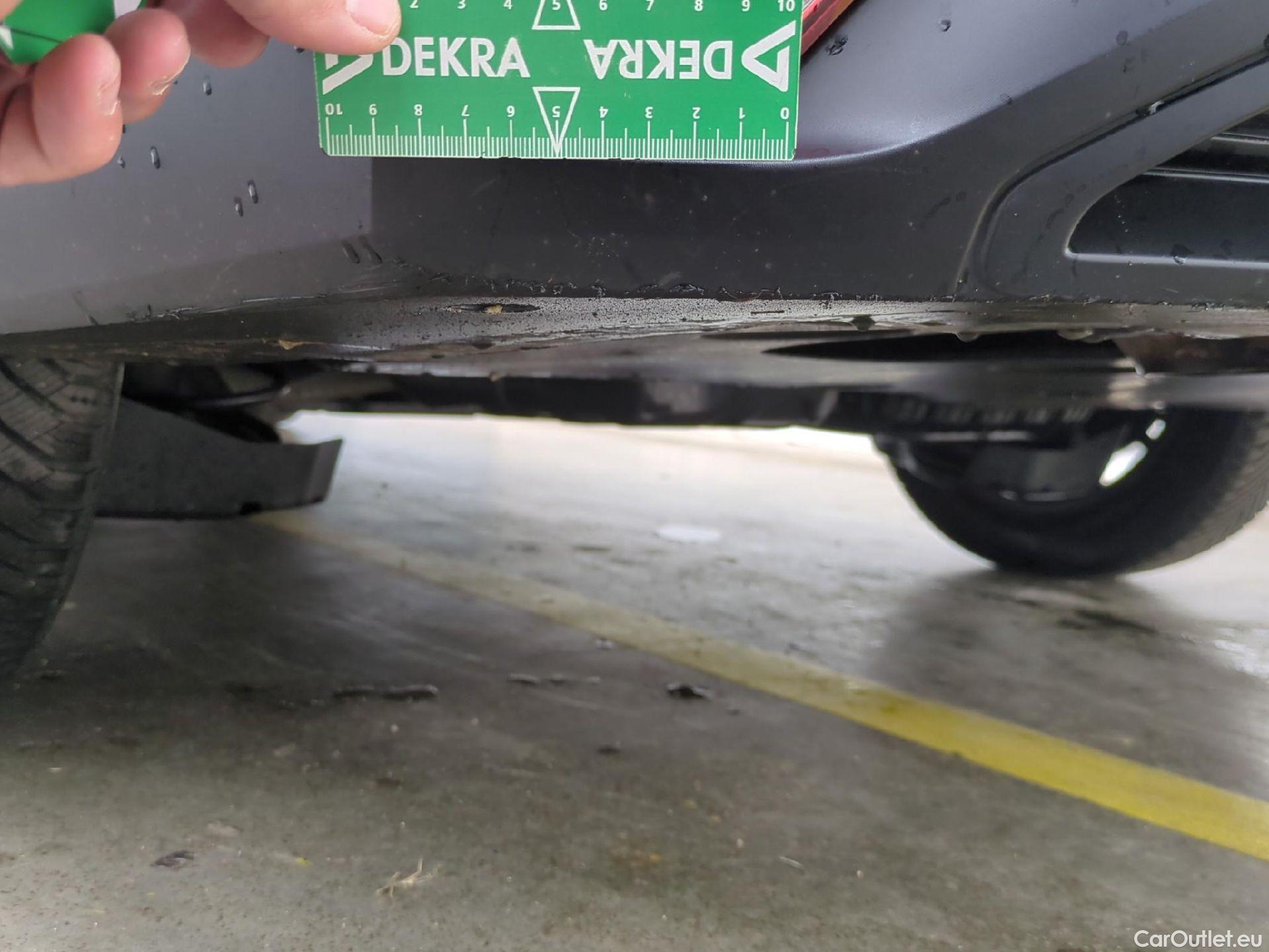  Peugeot  308 PEUGEOT  SW / 2021 / 5P / Break BlueHDi 130 ACTIVE PACK #26