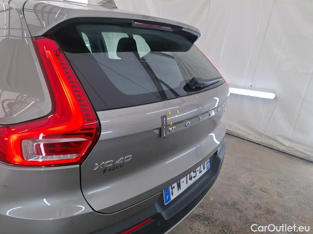  Volvo  XC 40 XC40 Momentum 2WD 1.5 130CV BVA8 E6d #37