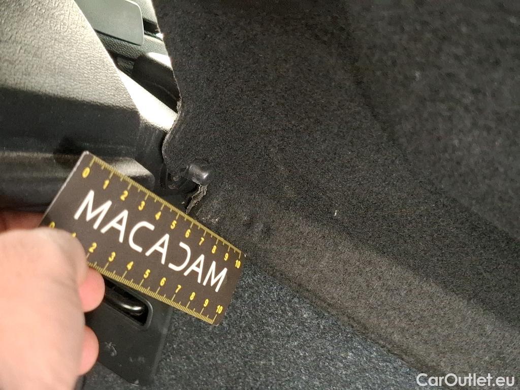  Volvo  XC 40 XC40 Momentum 2WD 1.5 130CV BVA8 E6d #58