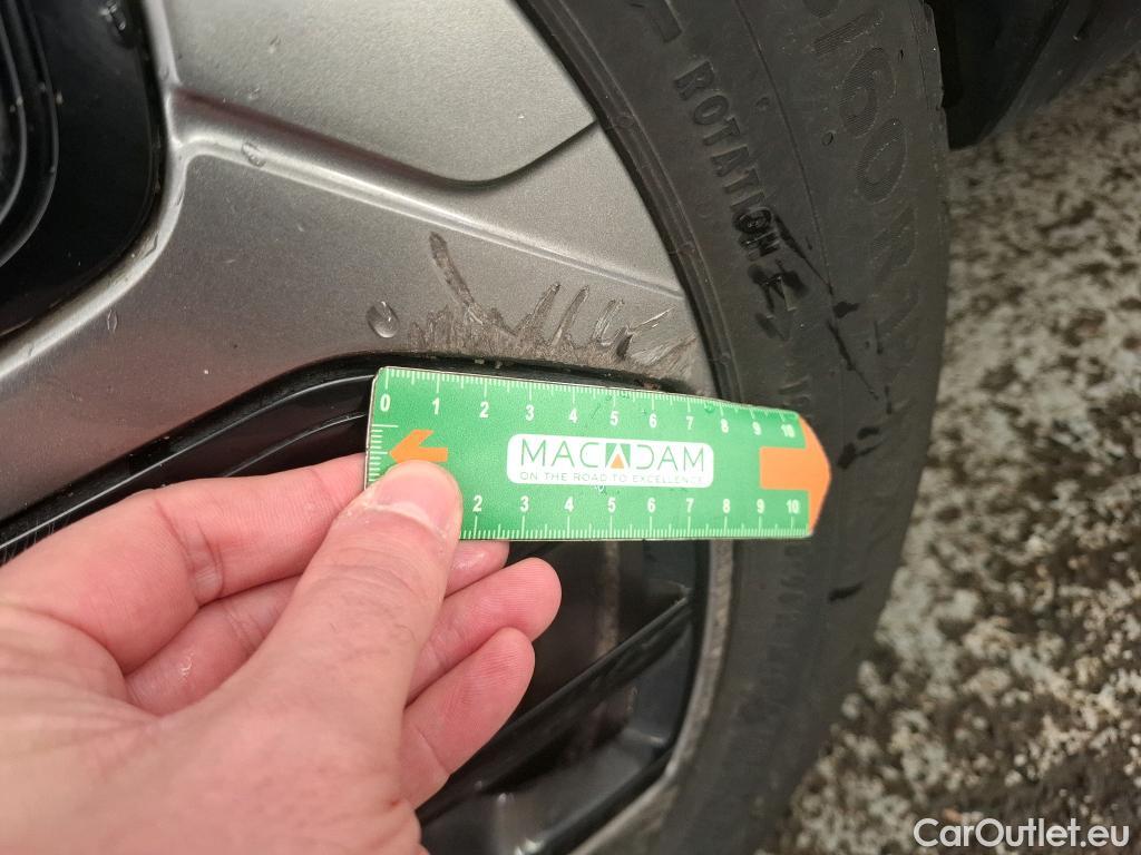  Citroen  C4  Berline Feel Pack 1.5 BlueHDI 130CV BVA8 E6d #6