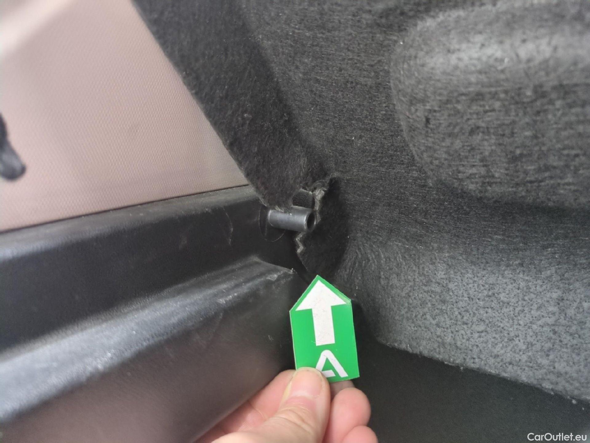  Citroen  C3 CITROEN  5p Berline PureTech 82 S&S BVM Feel Business #4