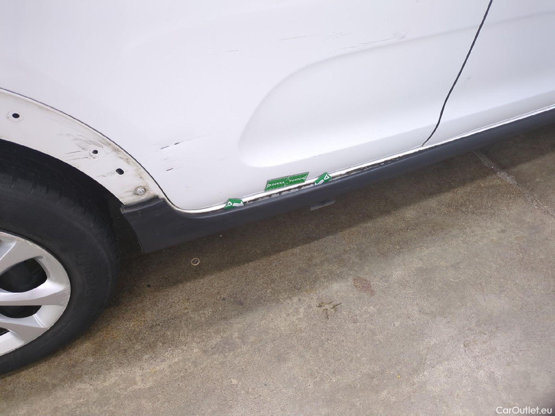  Citroen  C3 CITROEN  5p Berline PureTech 82 S&S BVM Feel Business #60